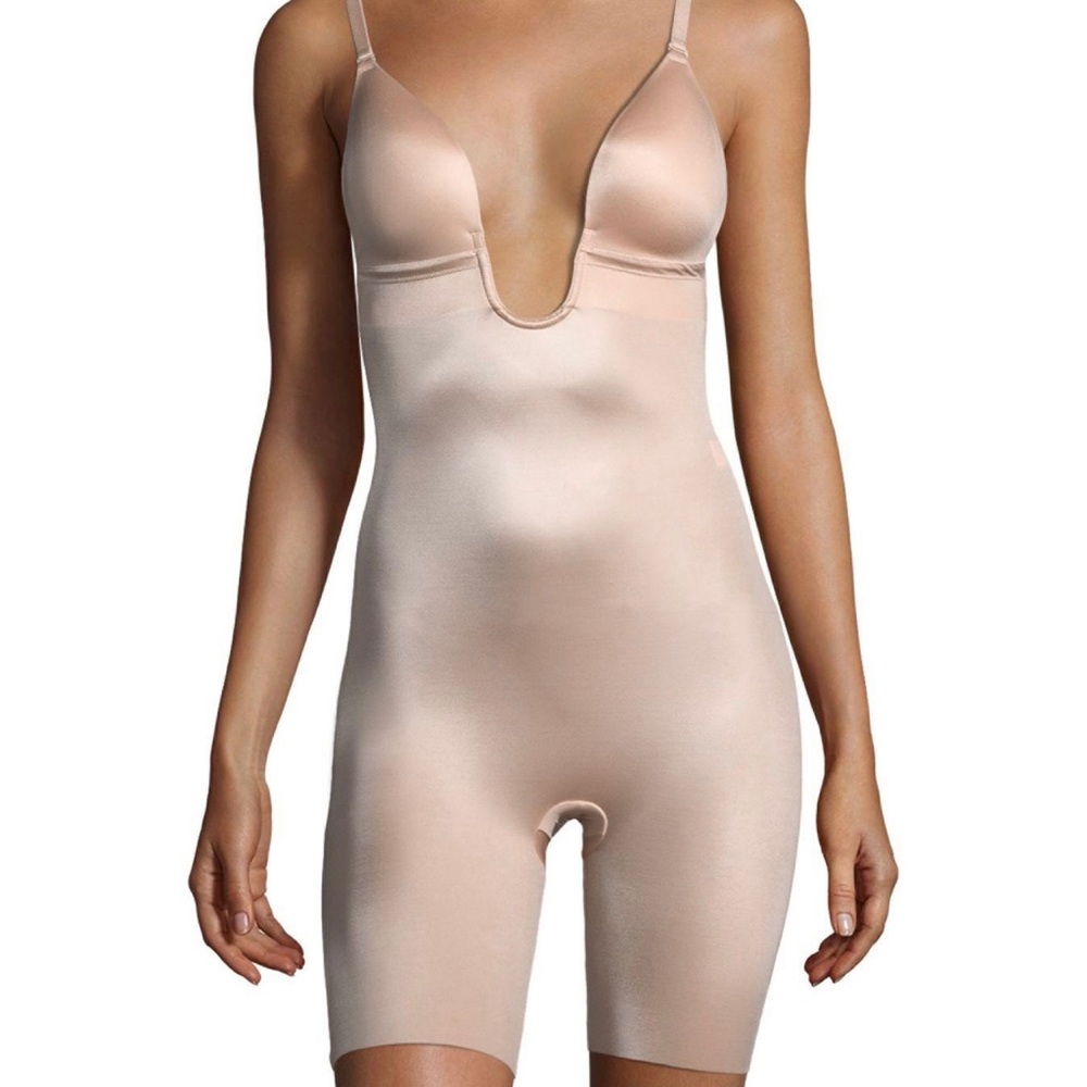 NWT Spanx Plunge Low Back Bodysuit, L